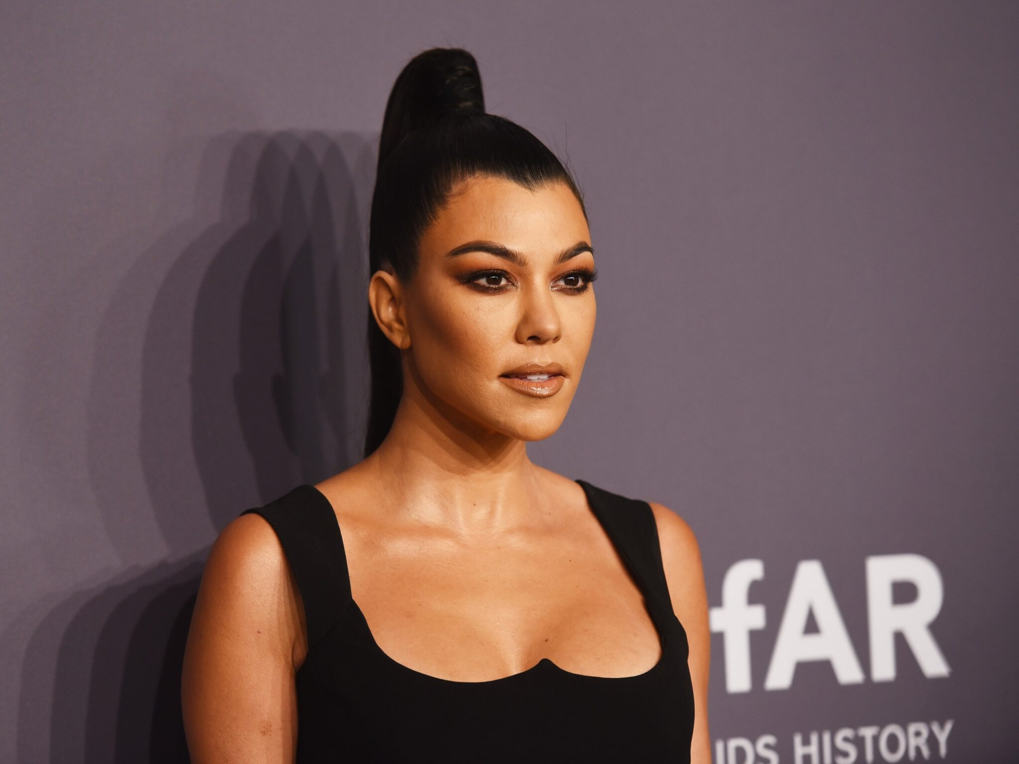 INTERESTING FACTS ABOUT KOURTNEY MARY KARDASHIAN - Todaytop24