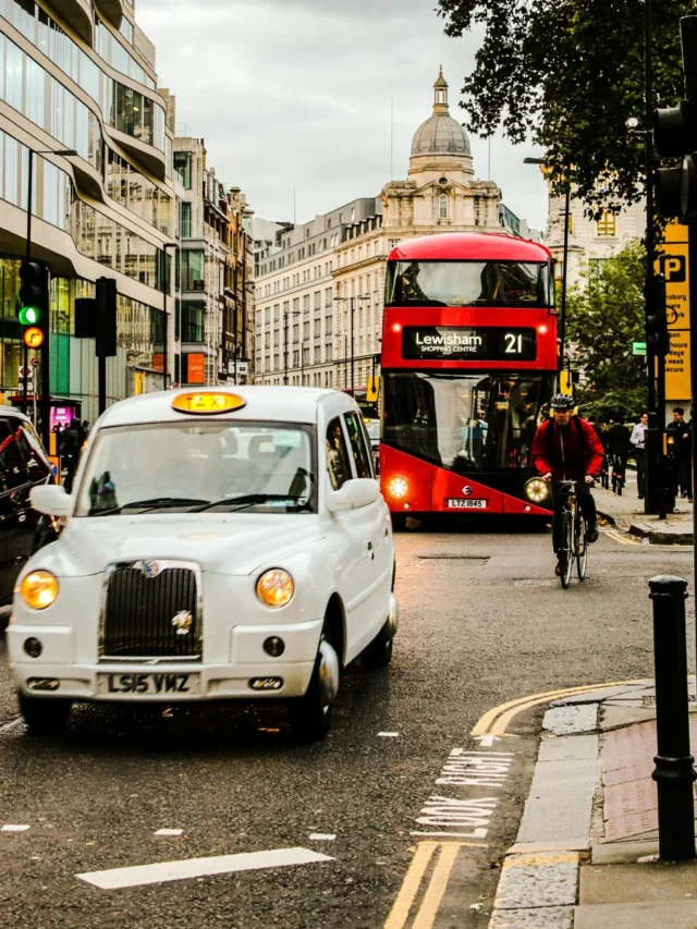 3-famous-street-2024-09-b7928092b6db16ab1db28a98957c1419