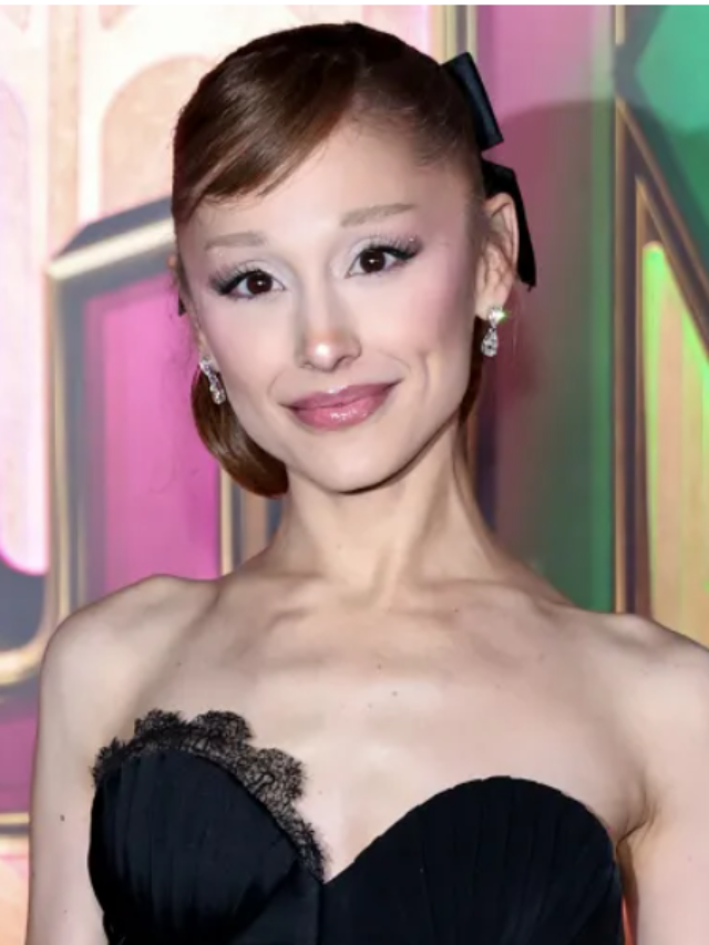 Ariana Grande Breaks the Internet With Dark Glinda Look!